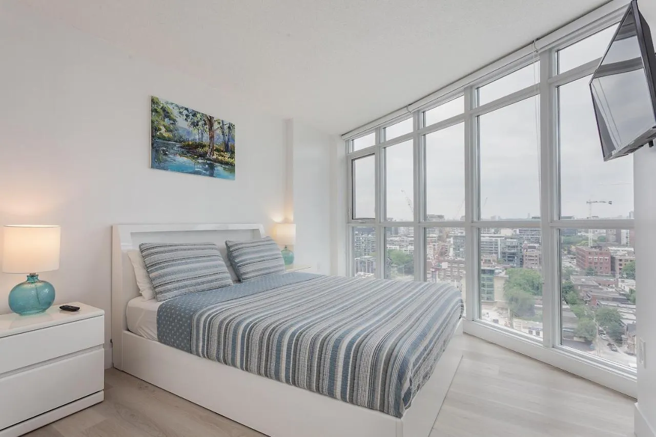 1Br Apartment In The Entertainment District Toronto