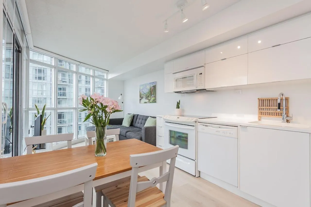 1Br Apartment In The Entertainment District Toronto