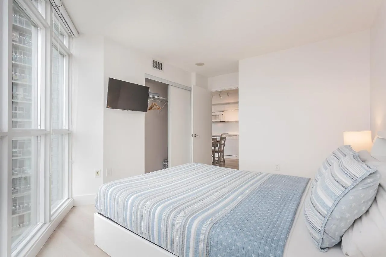 1Br Apartment In The Entertainment District Toronto